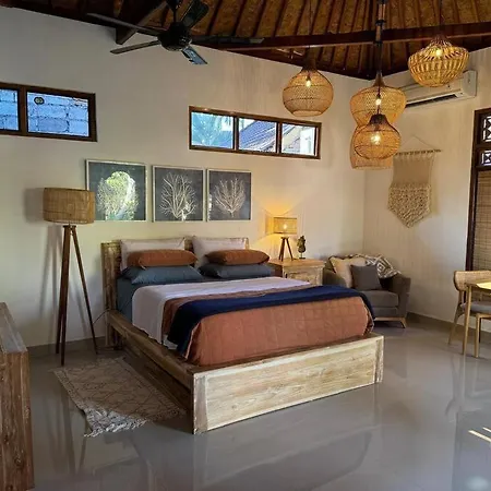 Indah Puri Bali Bungalow On Candidasa Beach