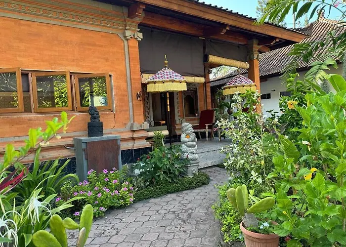 Indah Puri Bali On